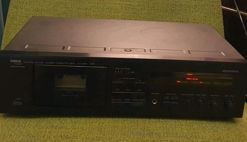 Yamaha 250 cassette player - ,
